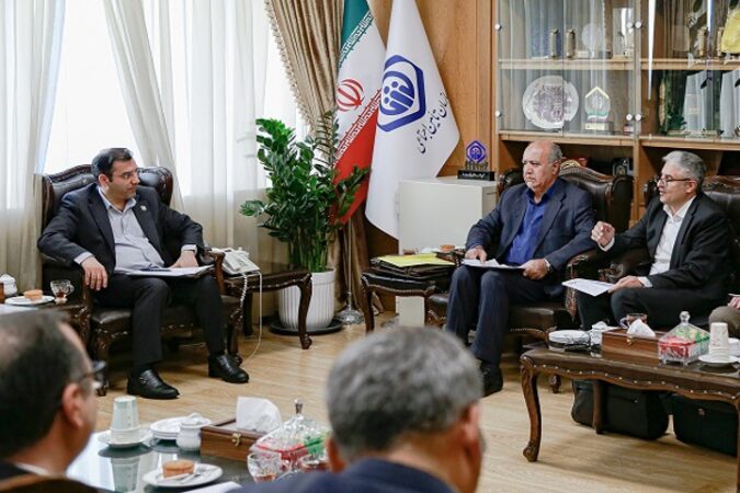 همکاری با ذینفعان راه عبور از شرایط دشوار کنونی است