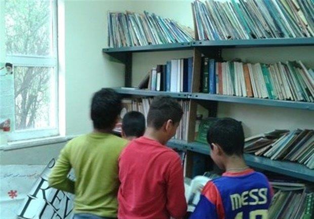پویش «اهدای دانش و مهربانی» در بانک مسکن کلید خورد/ گامی مؤثر در ارتقاء عدالت آموزشی و توسعه فرهنگ کتاب‌خوانی