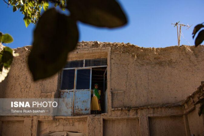 اعطای وام مسکن روستایی در راستای کمک به ساخت و بهسازی مسکن در مناطق روستایی/قرارداد نوسازی و ساخت بیش از ۱۸ هزار مسکن روستایی در سال گذشته توسط بانک مسکن