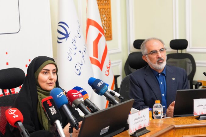 وزیر راه و شهرسازی: کاهش ۸۰ همت ناترازی بانک مسکن دستمریزاد دارد/ قدردانی ویژه از اقدام جهادی بانک مسکن در حمایت از آسیب‌دیدگان جنگ رمضان/ تأکید بر تسریع در افزایش سرمایه و اجرای طرح مسکن استیجاری