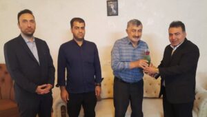 تأکید بیمه دی بر تسریع در روند درمان جانبازان معزز در دیدار با ایثارگران آملی