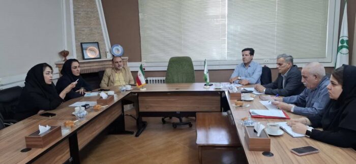 نشست هم‌اندیشی مدیر بیمه دی استان زنجان با مدیران صندوق بازنشستگان