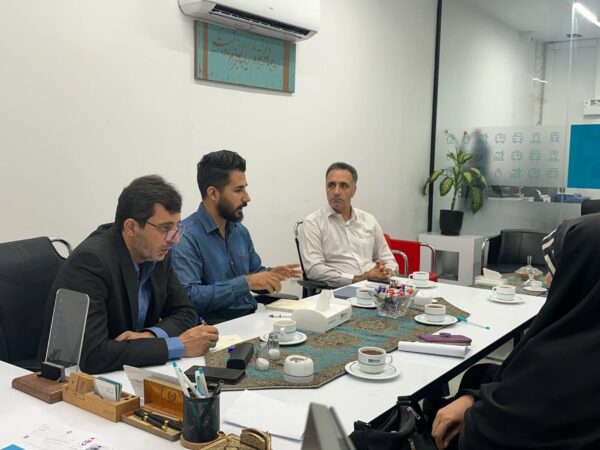 مدیر بیمه دی استان البرز: تعامل سازنده با بنیاد شهید، ضامن ارائه خدمات مطلوب به ایثارگران است