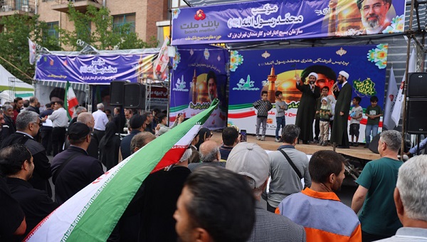 میزبانی موکب بانک ملت از شرکت کنندگان در اجتماع بزرگ امام رضایی ها