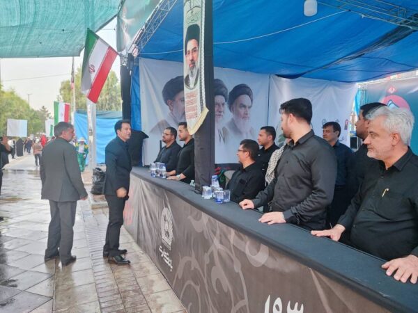 یک ایران در سوگ رهبر شهید/ خدمت‌رسانی بانک تجارت در آیین وداع با قائد شهید امت در شهر قم