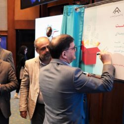 قائم مقام وزیر صمت از بسته بیمه ای «همیار صنعت» بیمه دی رونمایی کرد/راهکار جامع بیمه دی برای مدیریت ریسک صنایع کشور