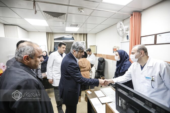 حضور مدیرعامل سازمان تأمین اجتماعی در بیمارستان شهید معیری