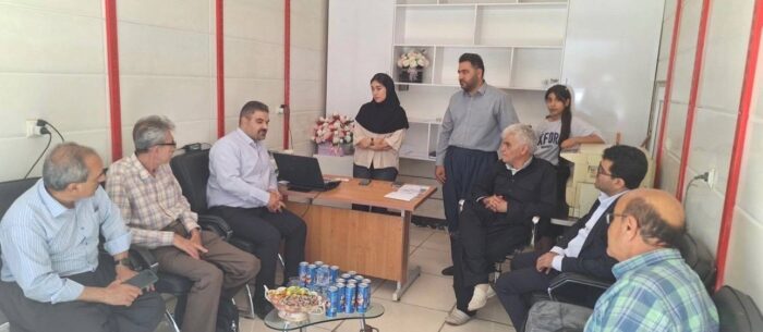 بررسی ارائه خدمات به بازنشستگان در مریوان